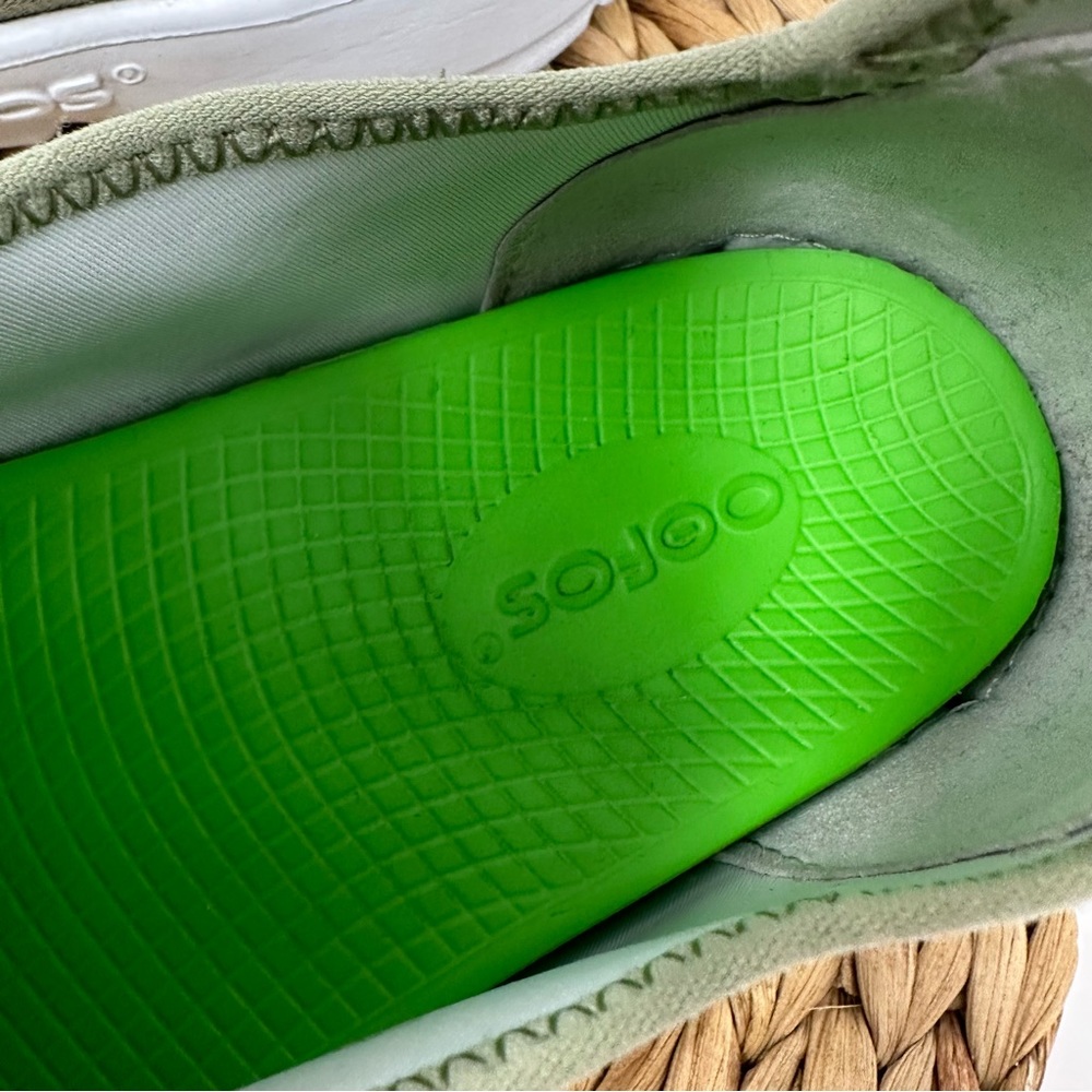 OOFOS Olive Green Slip-On Sneakers with White Sole - Picture 9 of 10